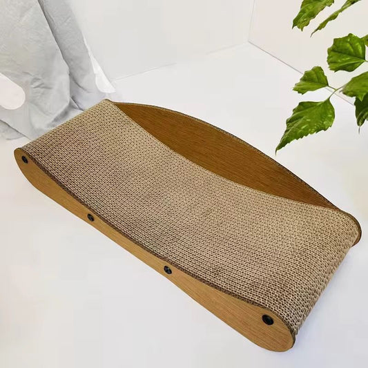 Curved cardboard scratcher